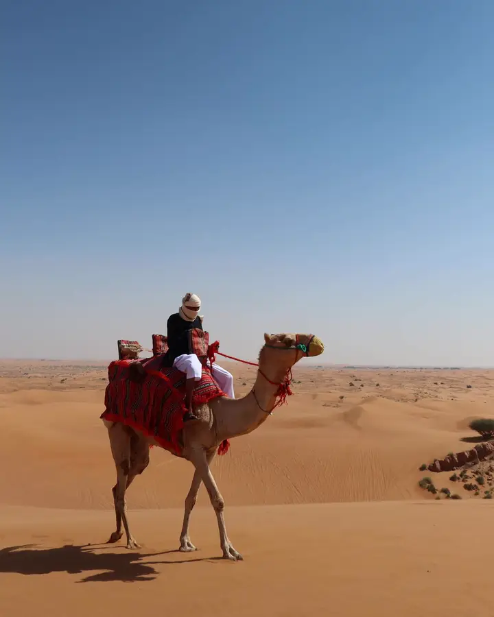 Camel ride and falconry on a daytime Dubai desert safari — guest photo 9